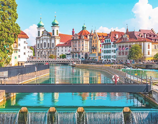 �������ѾƵ�½ά�����֣�Viking Cruises������