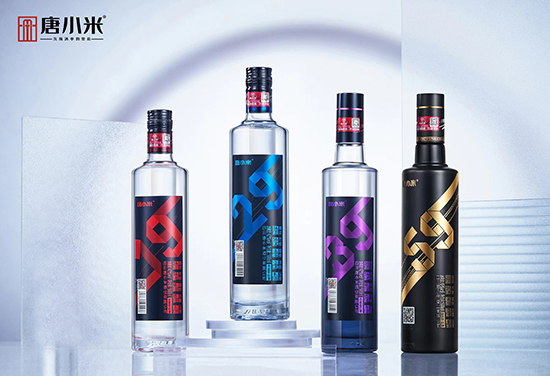 ������ƿ����Ϊѡ�񣬡����塱��Ϊ��׼����С�׹�ƿ����ϵ���ع������Ƽ�ֵ��֪��