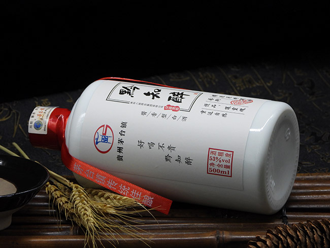黔知醉酒53°500ml光瓶酱香型白酒