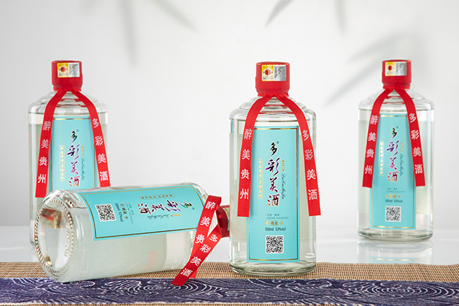 多彩美酒·贵礼53°500ml酱香型白酒瓶