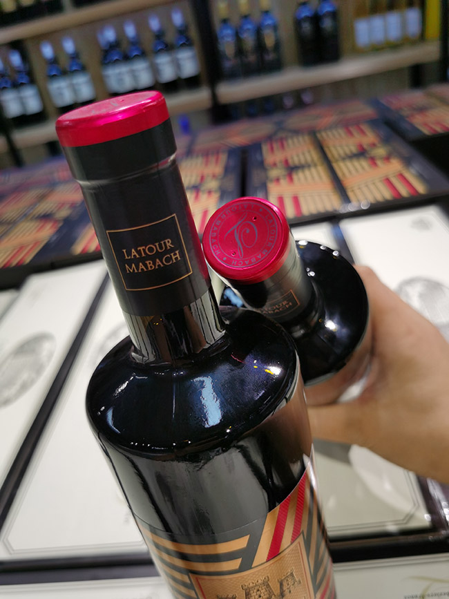 ��ͼ���Ϳ˿����ظɺ����Ѿơ�15��750ml��