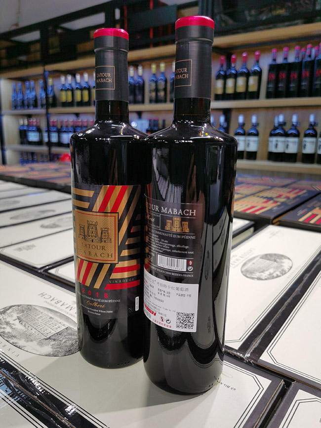 ��ͼ���Ϳ˿����ظɺ����Ѿơ�15��750ml��