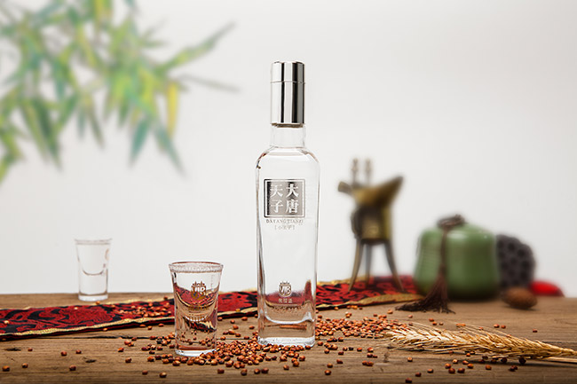�������Ӿ�С����42��125mlŨ���Ͱ׾�
