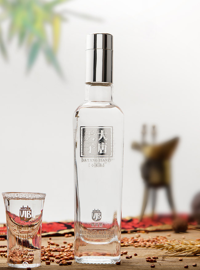 �������Ӿ�С����42��125mlŨ���Ͱ׾�